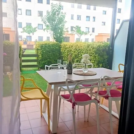 En Primera Linea De Mar Apartment Roses