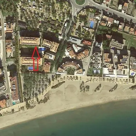 Apartment En Primera Linea De Mar Roses